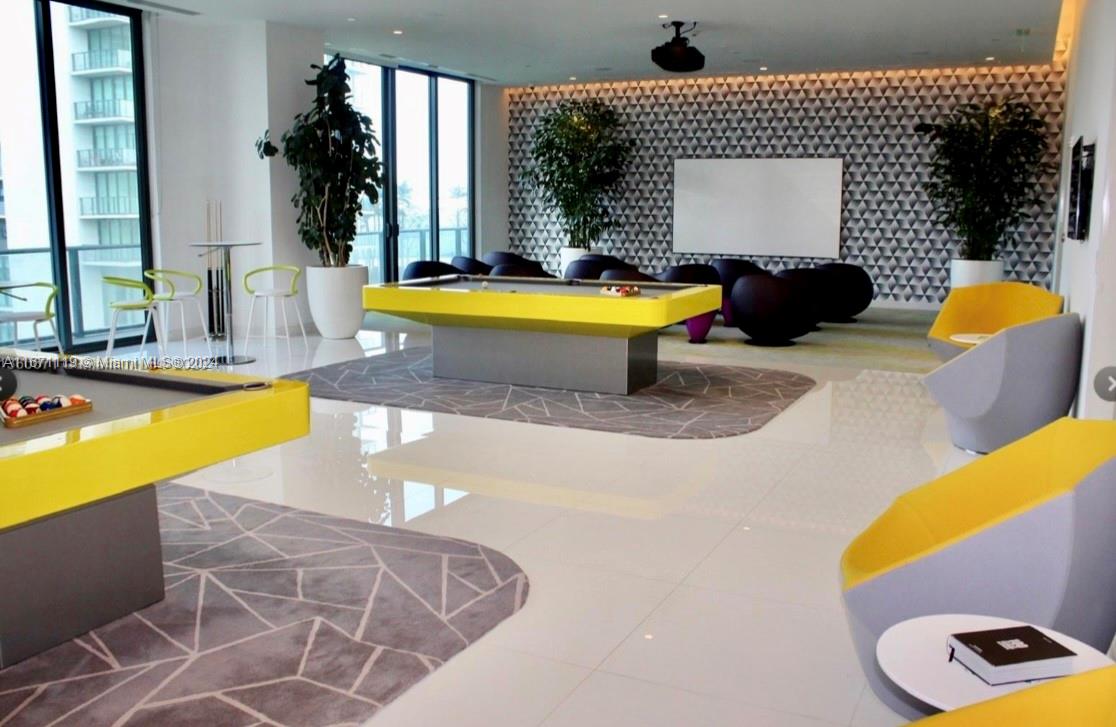 PARAISO BAYVIEWS CONDO - Residential