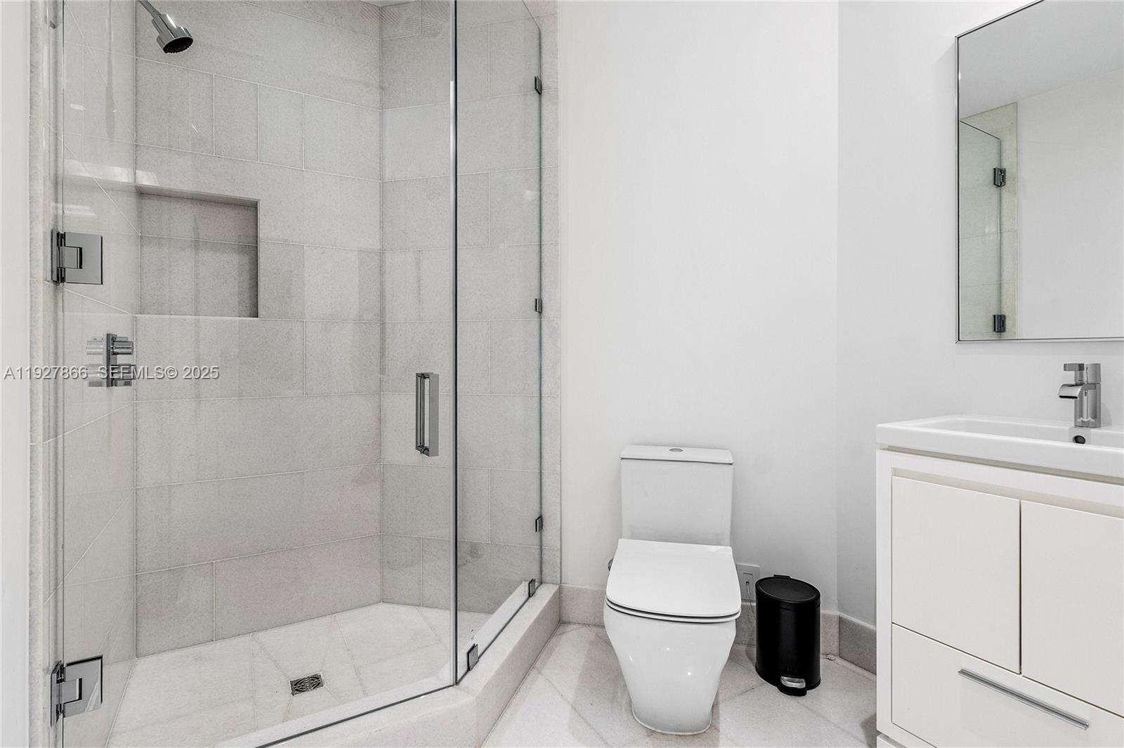 THE ESTATES OF AQUALINA - Residential