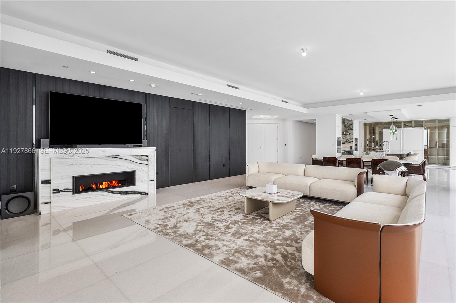 THE ESTATES OF AQUALINA - Residential