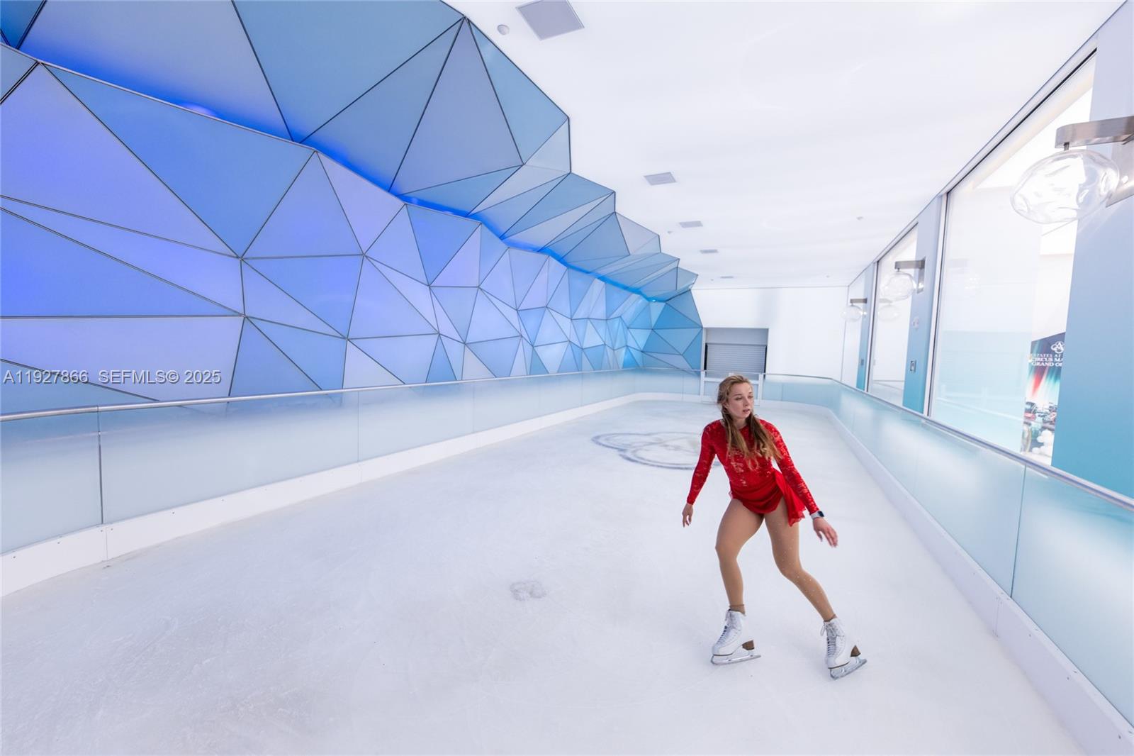 THE ESTATES OF AQUALINA - Residential