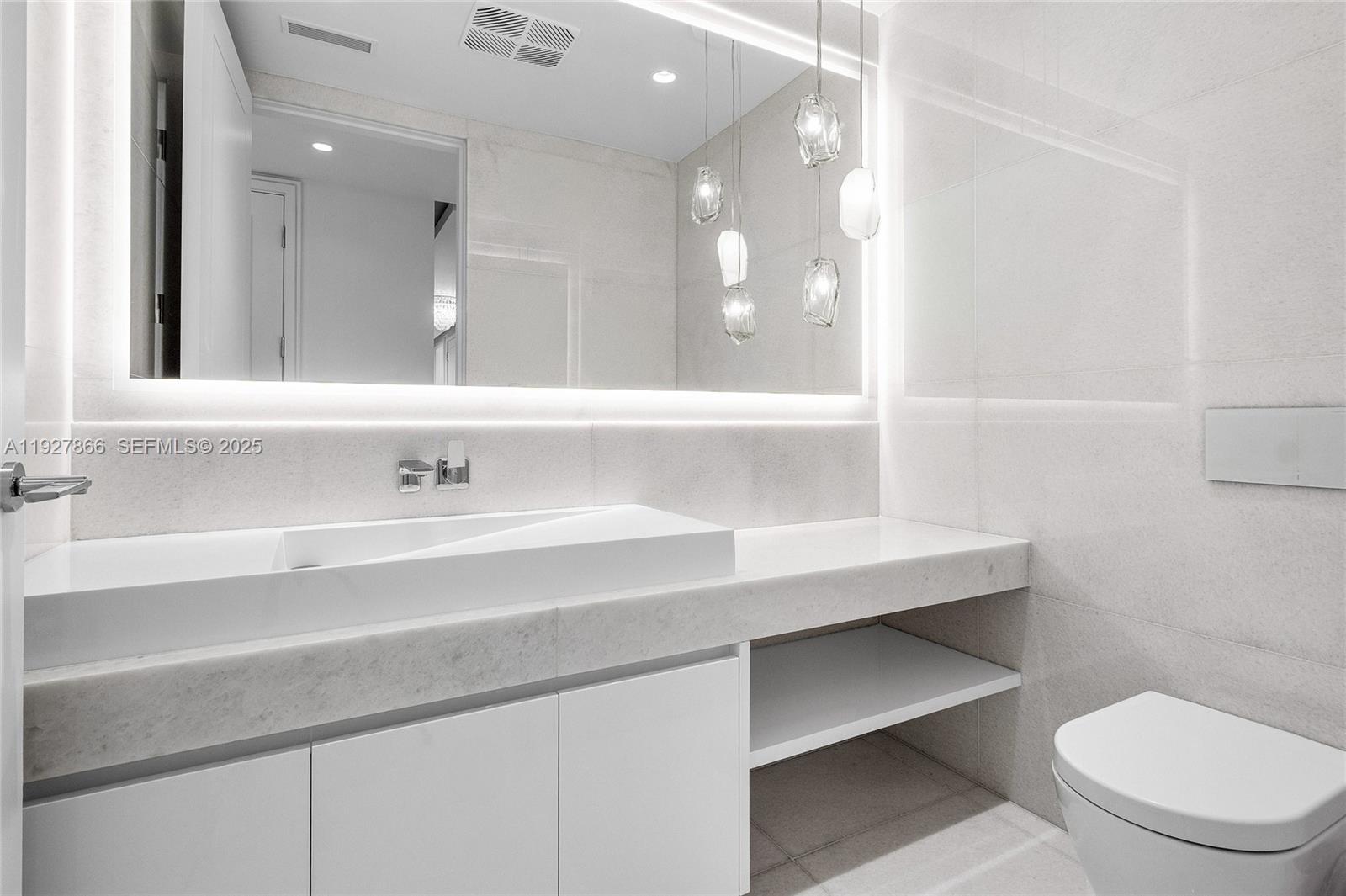 THE ESTATES OF AQUALINA - Residential