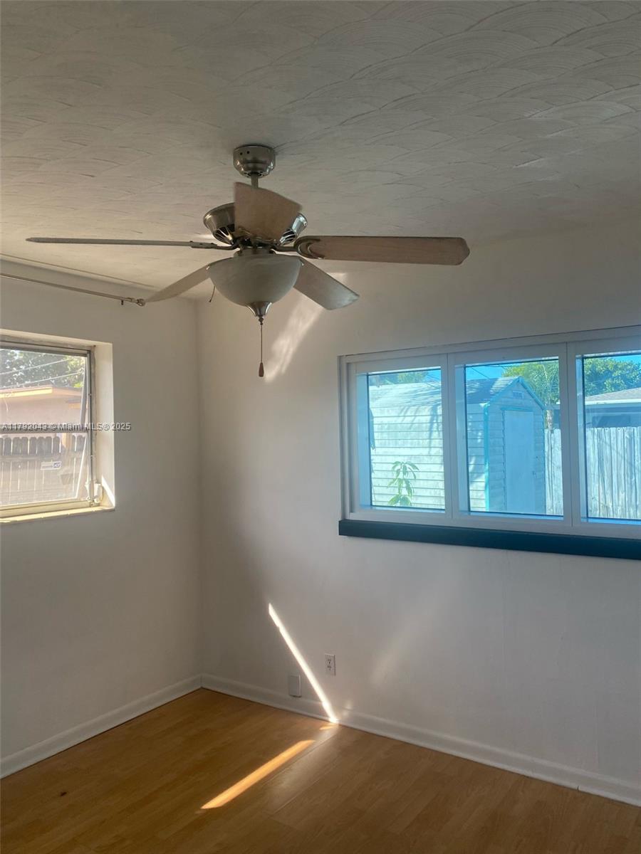 625 W Dayton Cir