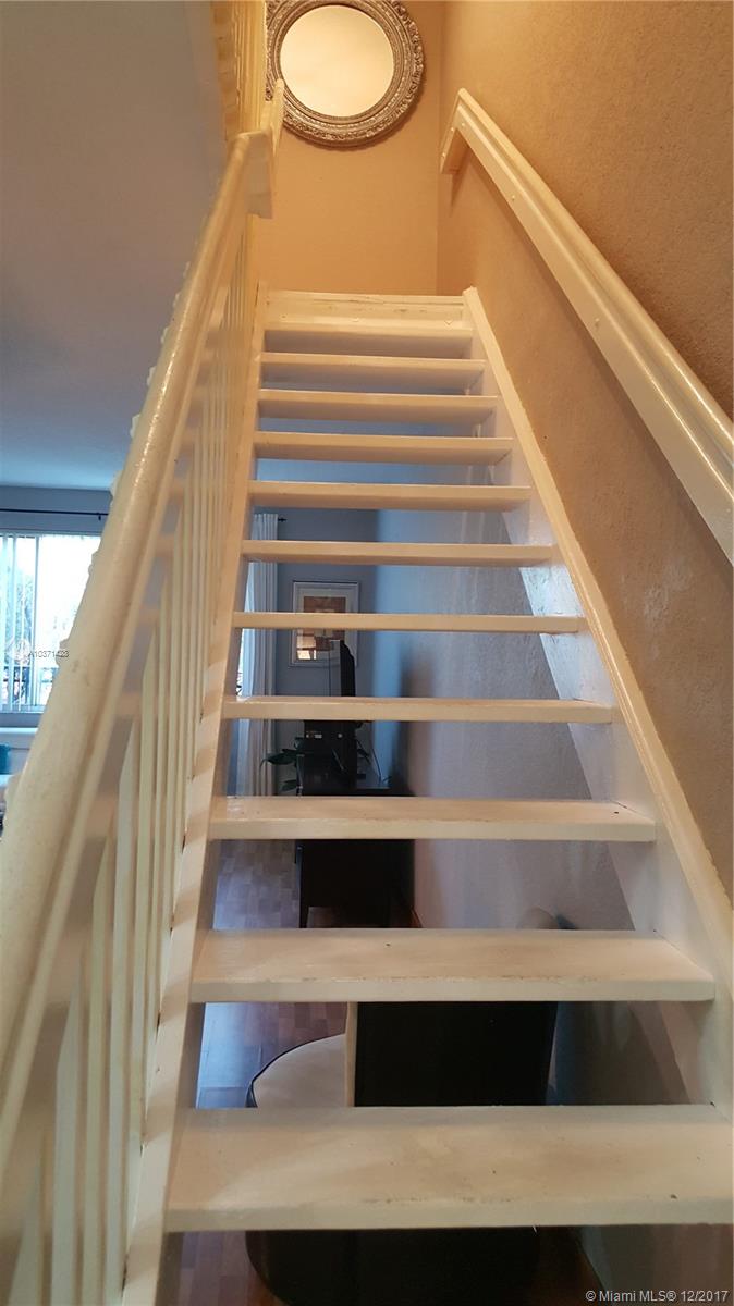 VILLAS DE TUSCANY CONDO - Residential