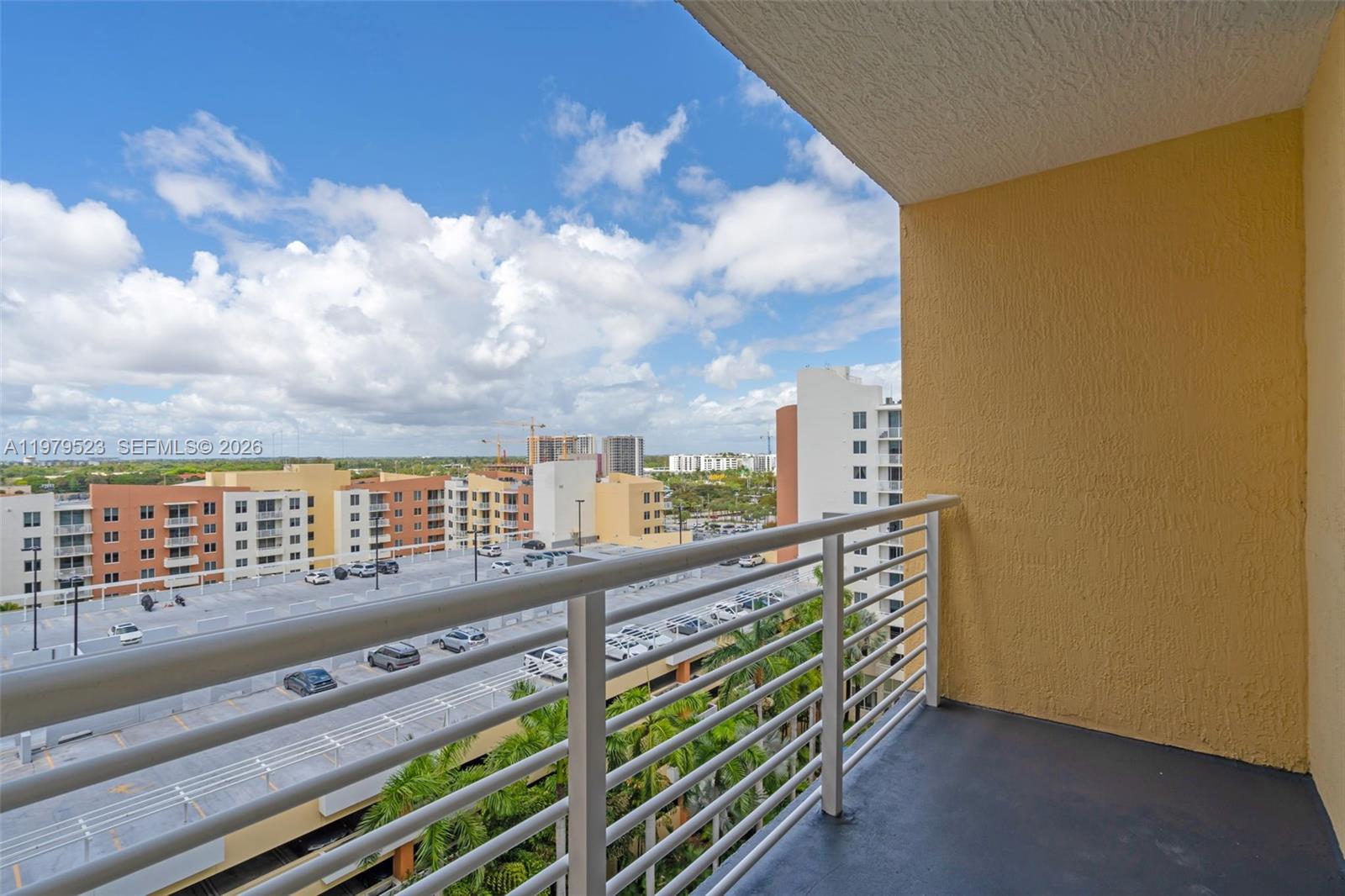 VENTURE AT AVENTURA EAST - Residential