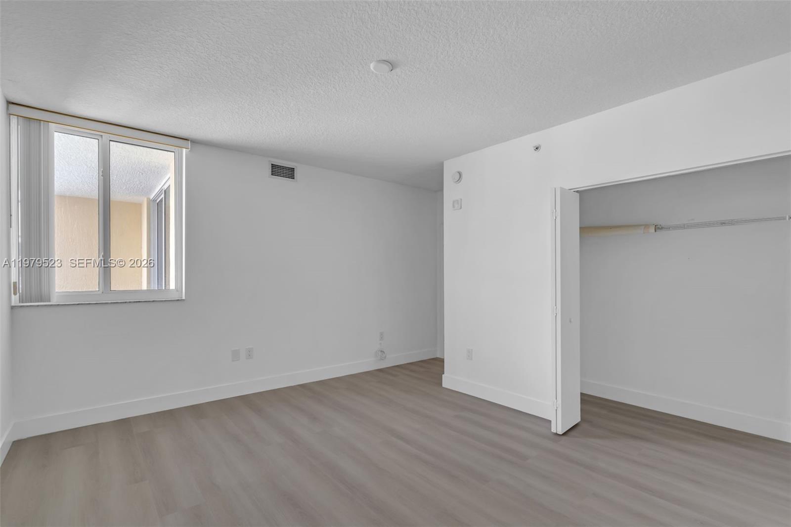 VENTURE AT AVENTURA EAST - Residential