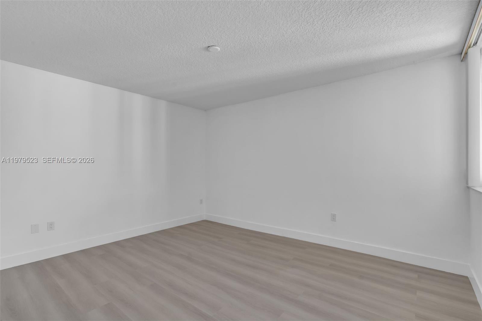 VENTURE AT AVENTURA EAST - Residential