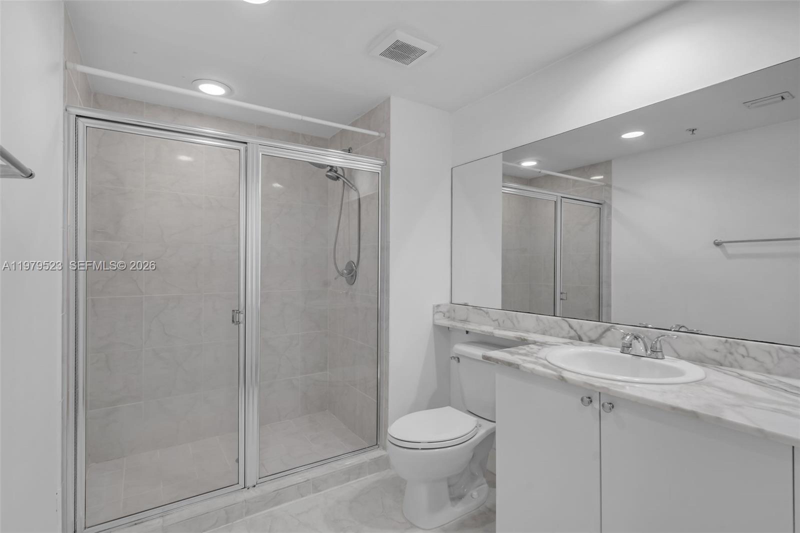 VENTURE AT AVENTURA EAST - Residential