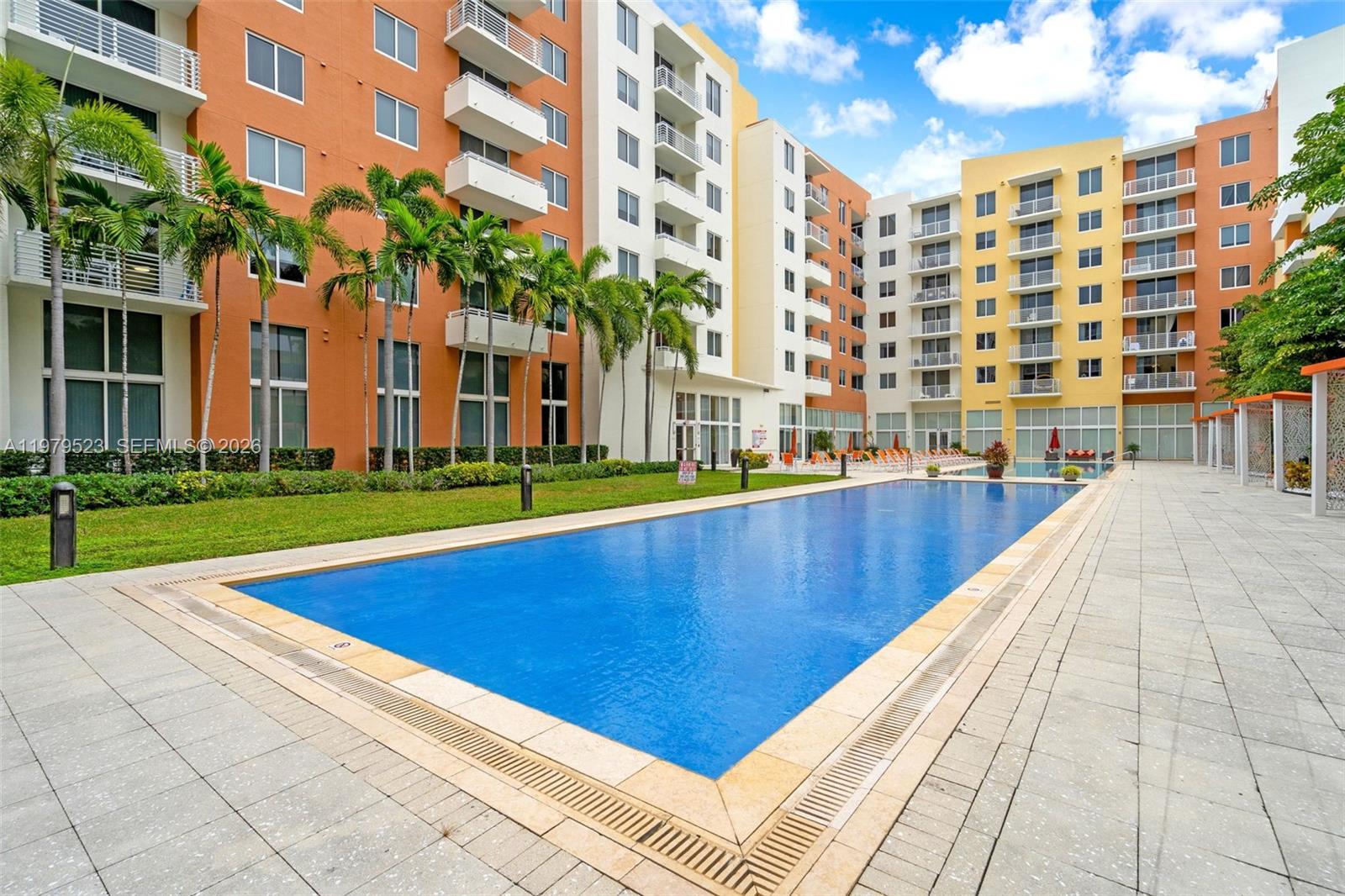 VENTURE AT AVENTURA EAST - Residential
