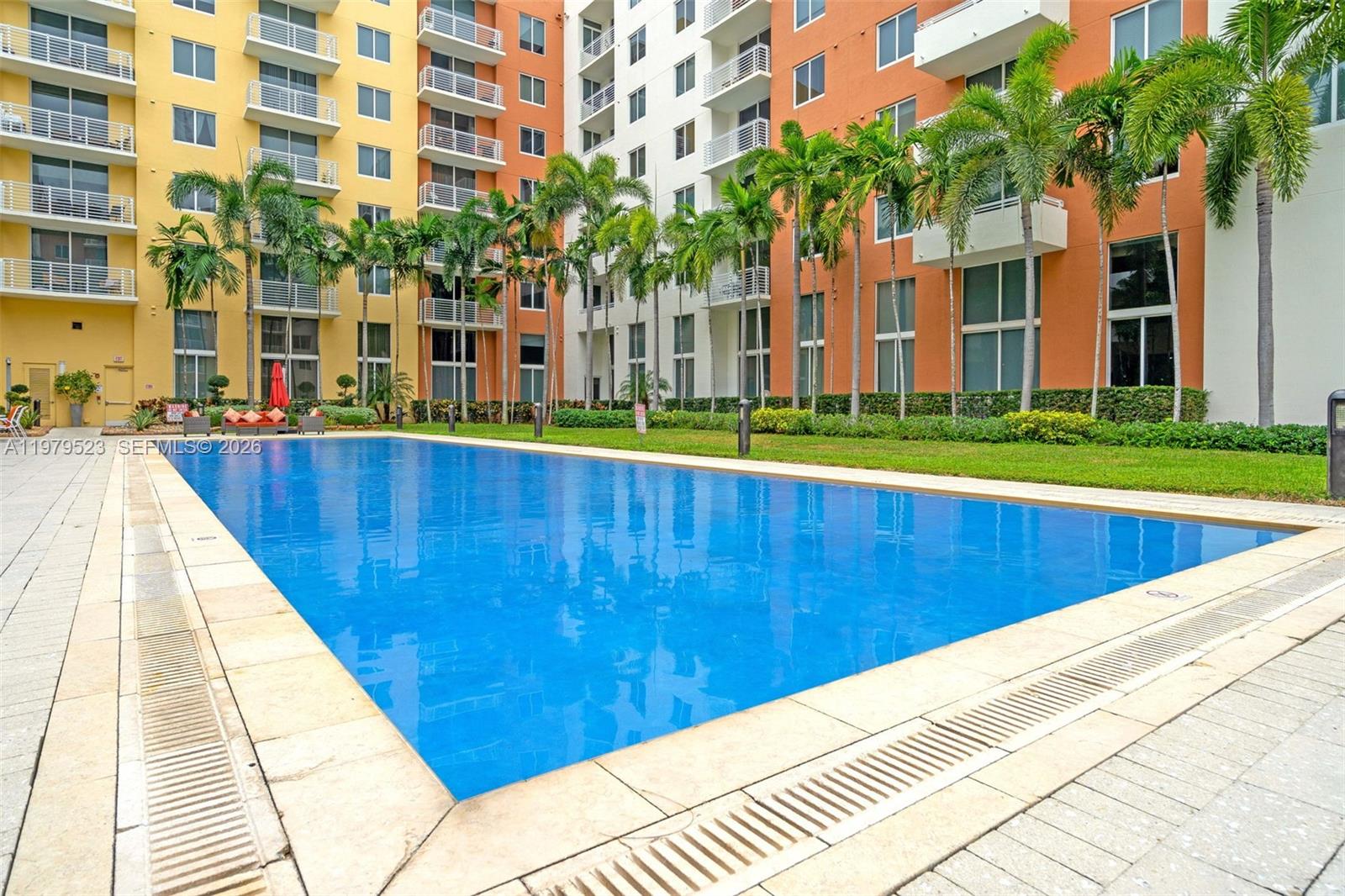 VENTURE AT AVENTURA EAST - Residential