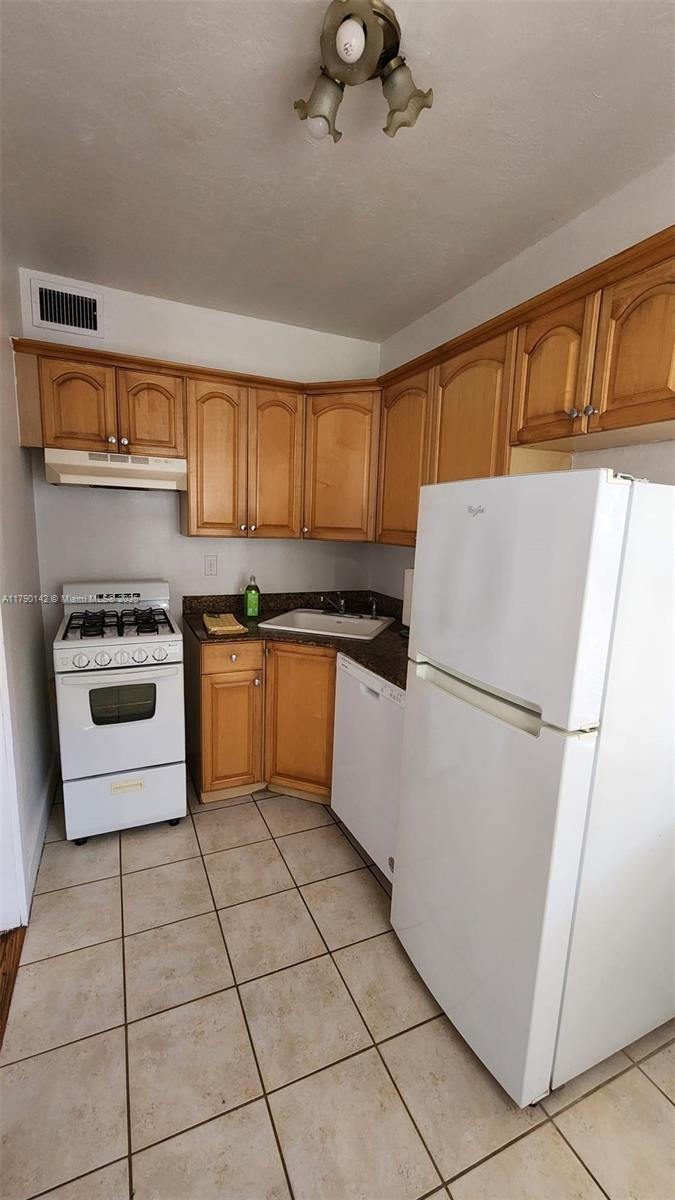 EUCALYPTUS PARK AMNDED - Residential Lease