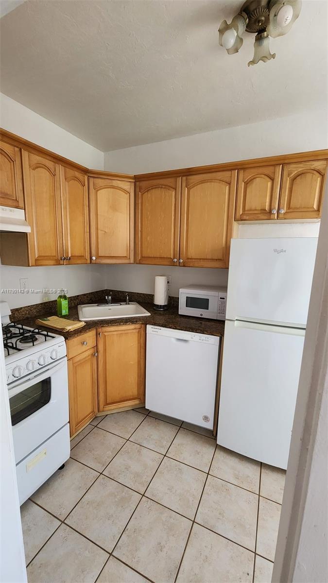 EUCALYPTUS PARK AMNDED - Residential Lease
