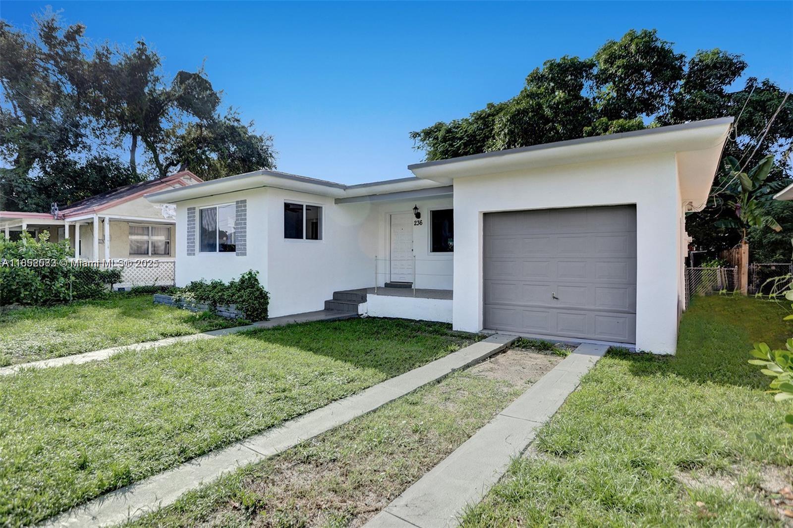 FOR RENT home completely renovated 1/1 in the most trending area in Miami, close to restaurants, Wynwood, Design District , South Beach , Miami airport , Brickell , Downtown etc.