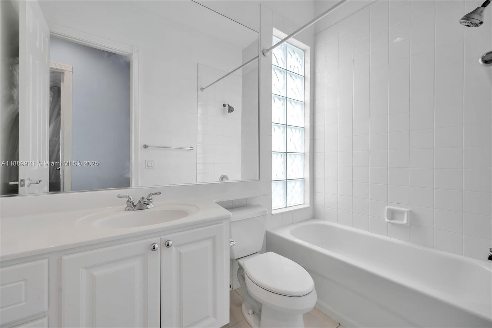 VILLAGEWALK OF WELLINGTON - Residential Lease