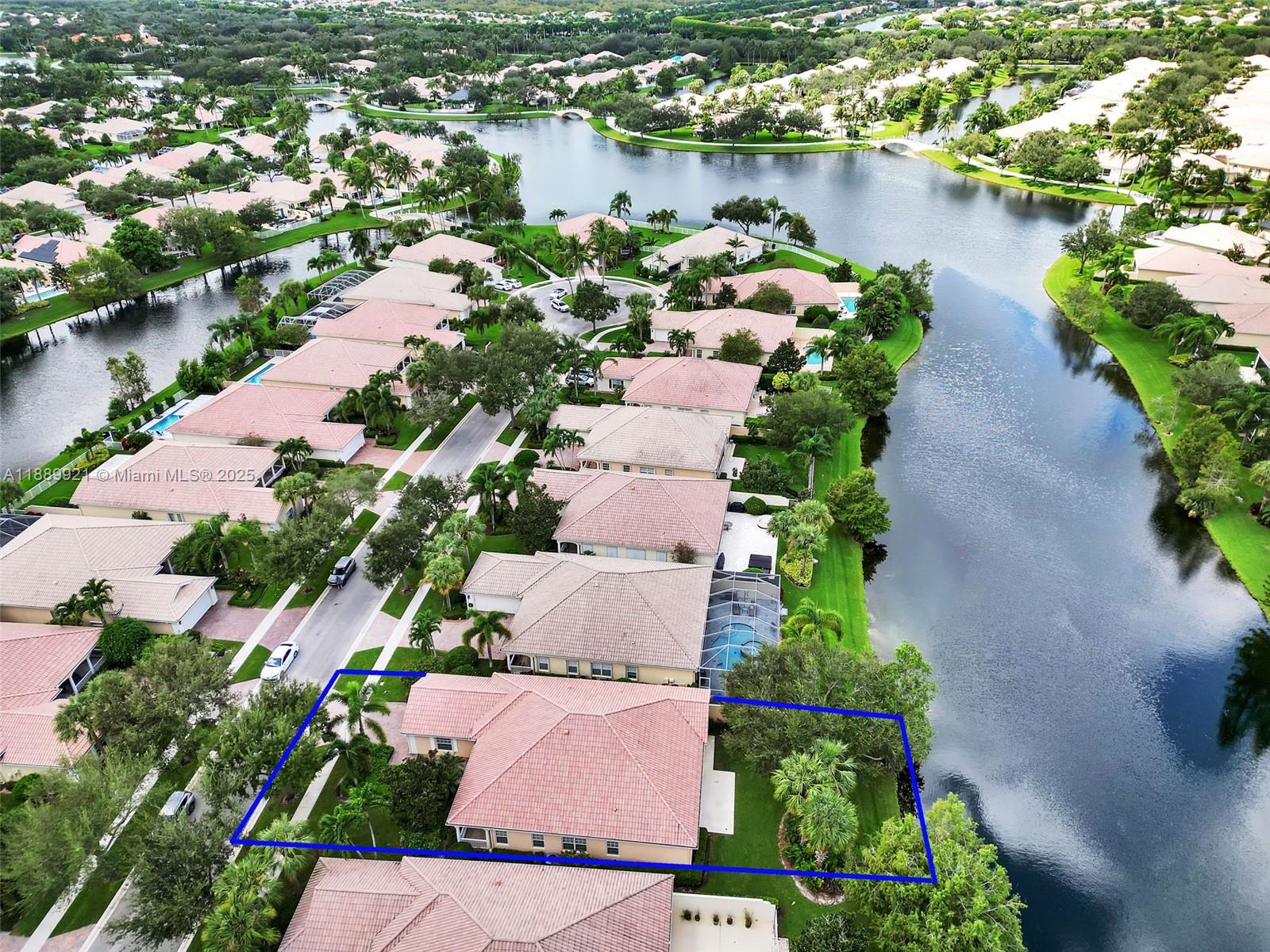 VILLAGEWALK OF WELLINGTON - Residential Lease
