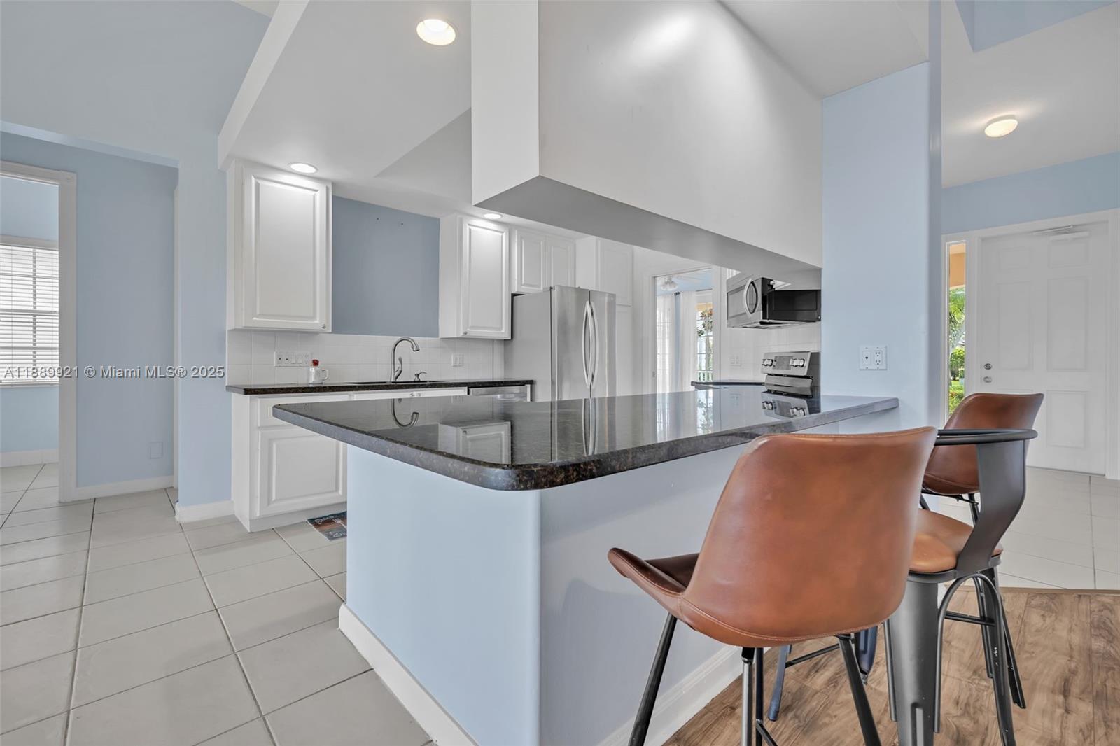 VILLAGEWALK OF WELLINGTON - Residential Lease