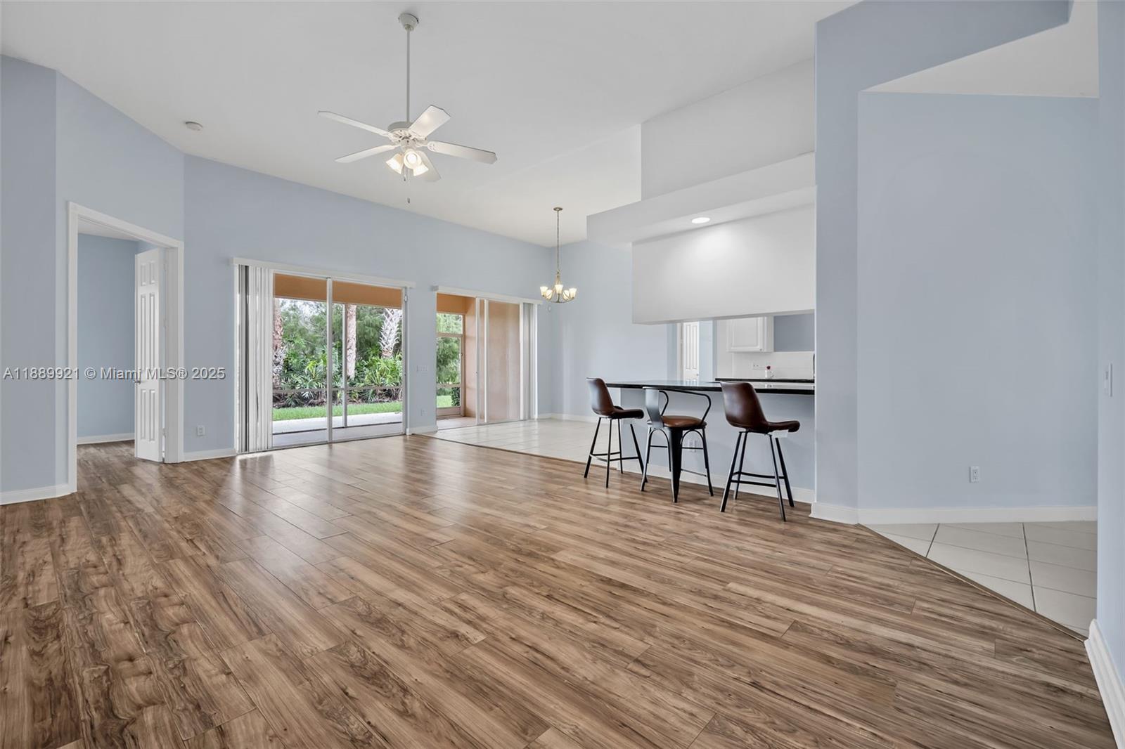 VILLAGEWALK OF WELLINGTON - Residential Lease