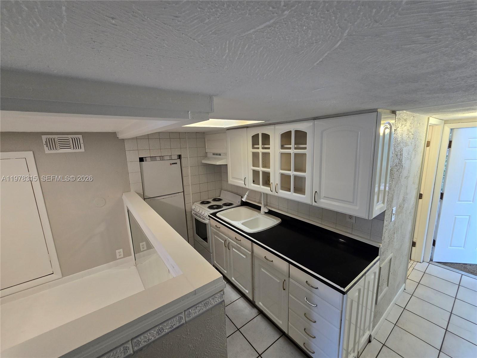 GOLDEN GATE - Residential Income