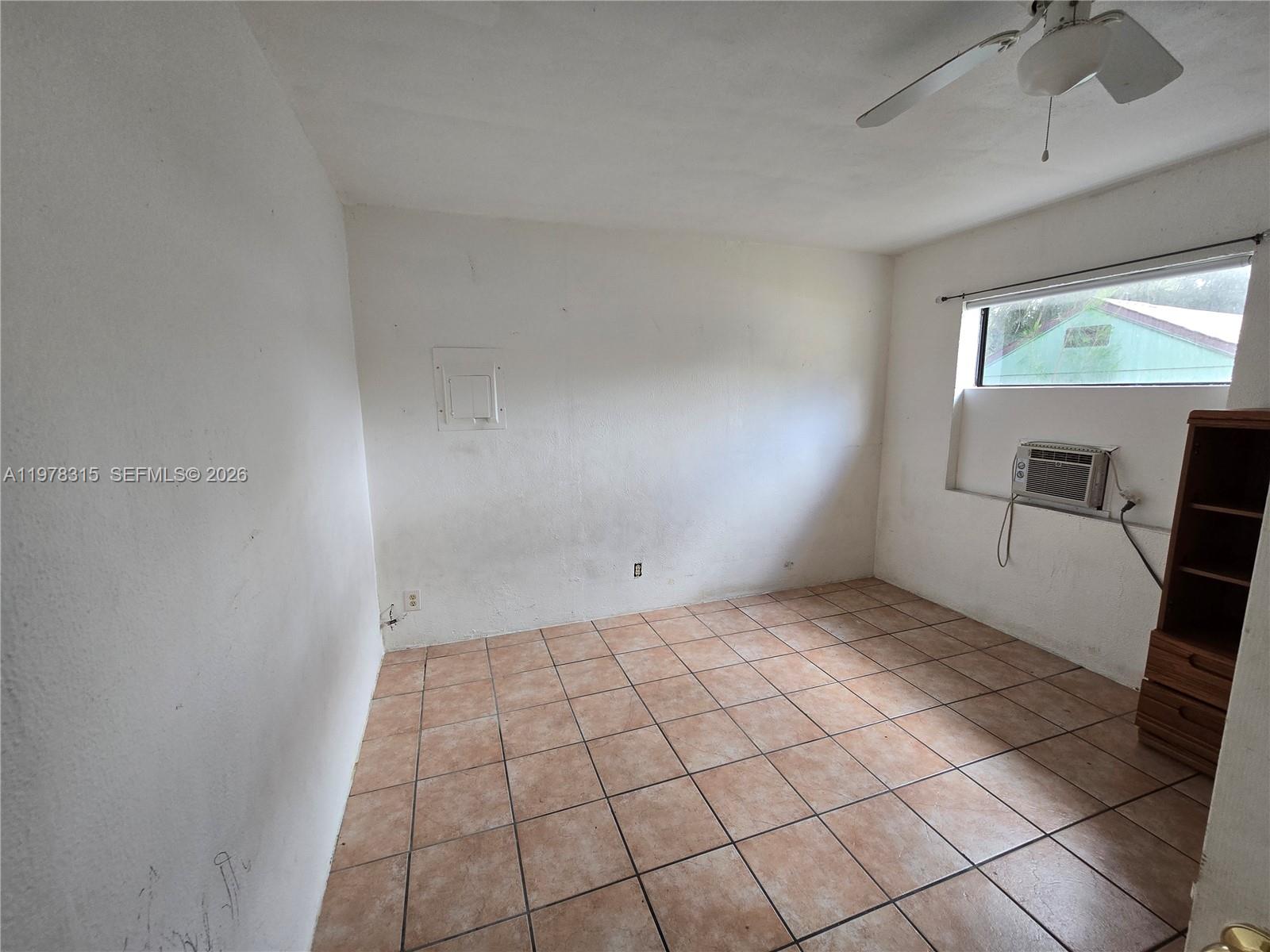 GOLDEN GATE - Residential Income