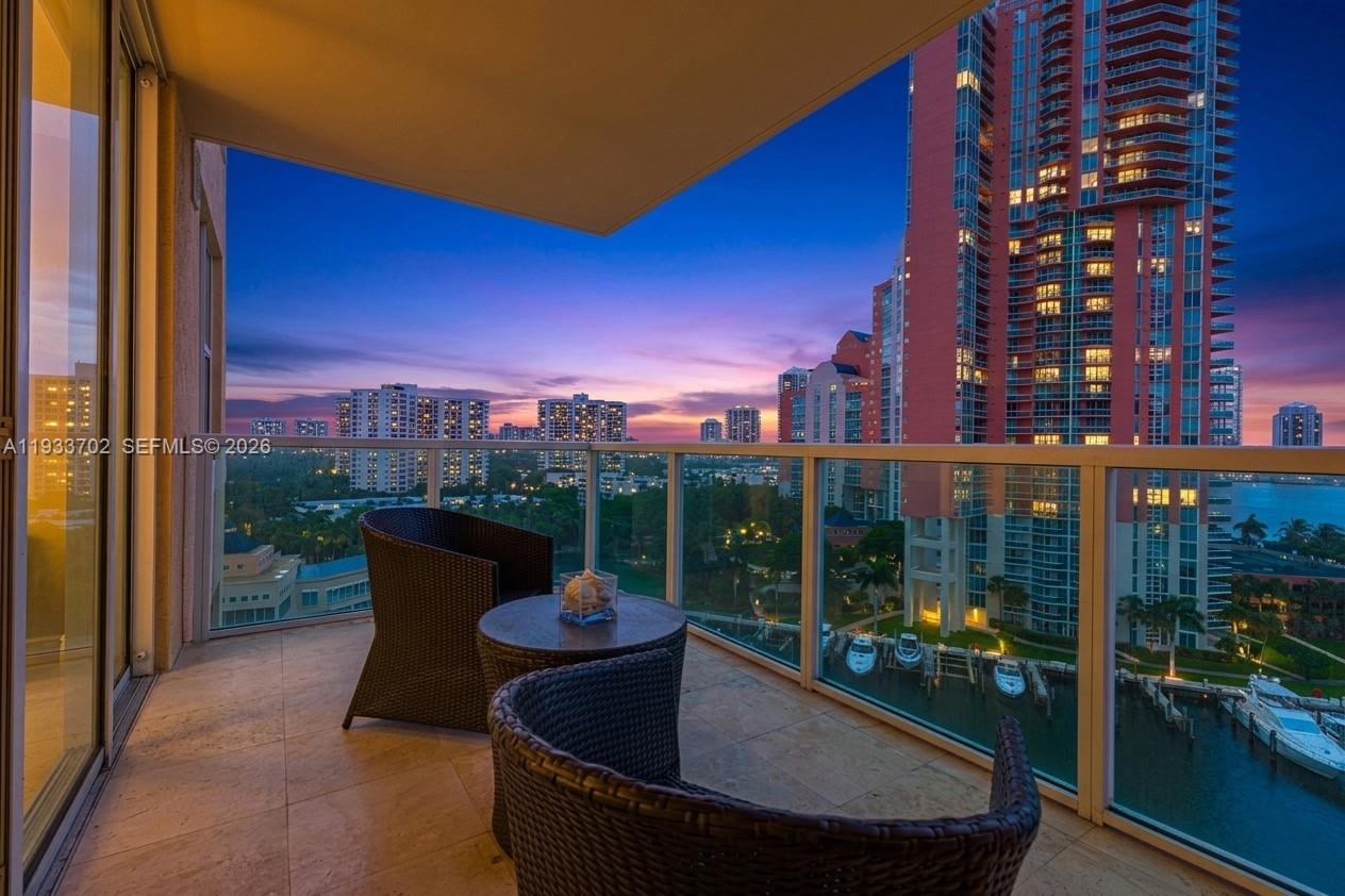 AVENTURA MARINA CONDO NUM - Residential