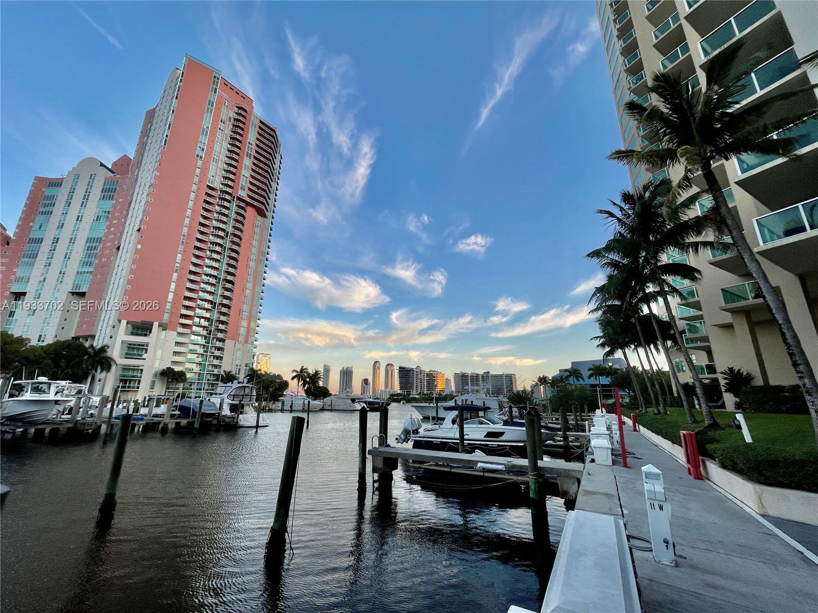 AVENTURA MARINA CONDO NUM - Residential