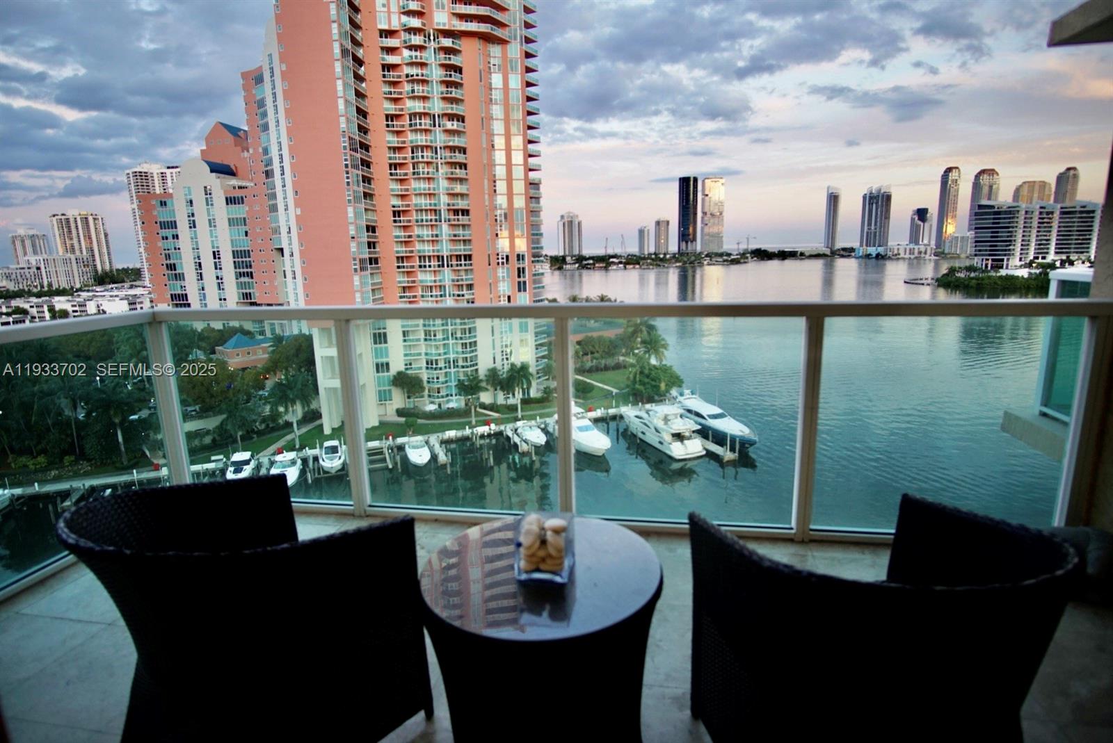 AVENTURA MARINA CONDO NUM - Residential