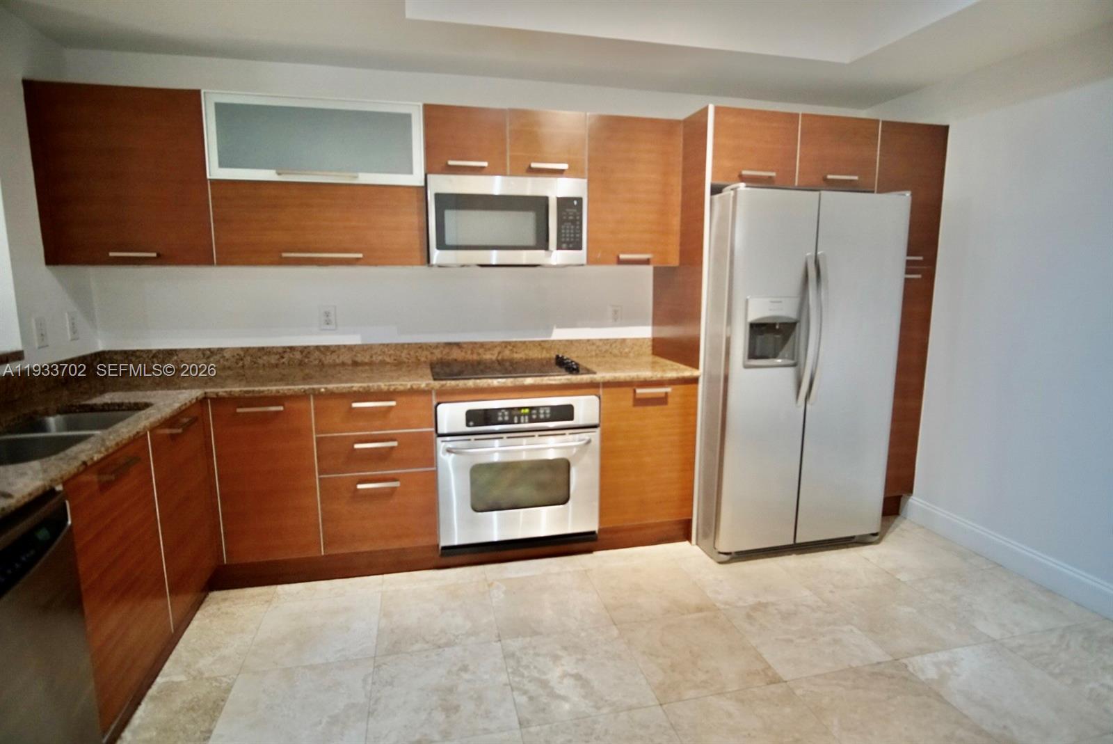 AVENTURA MARINA CONDO NUM - Residential