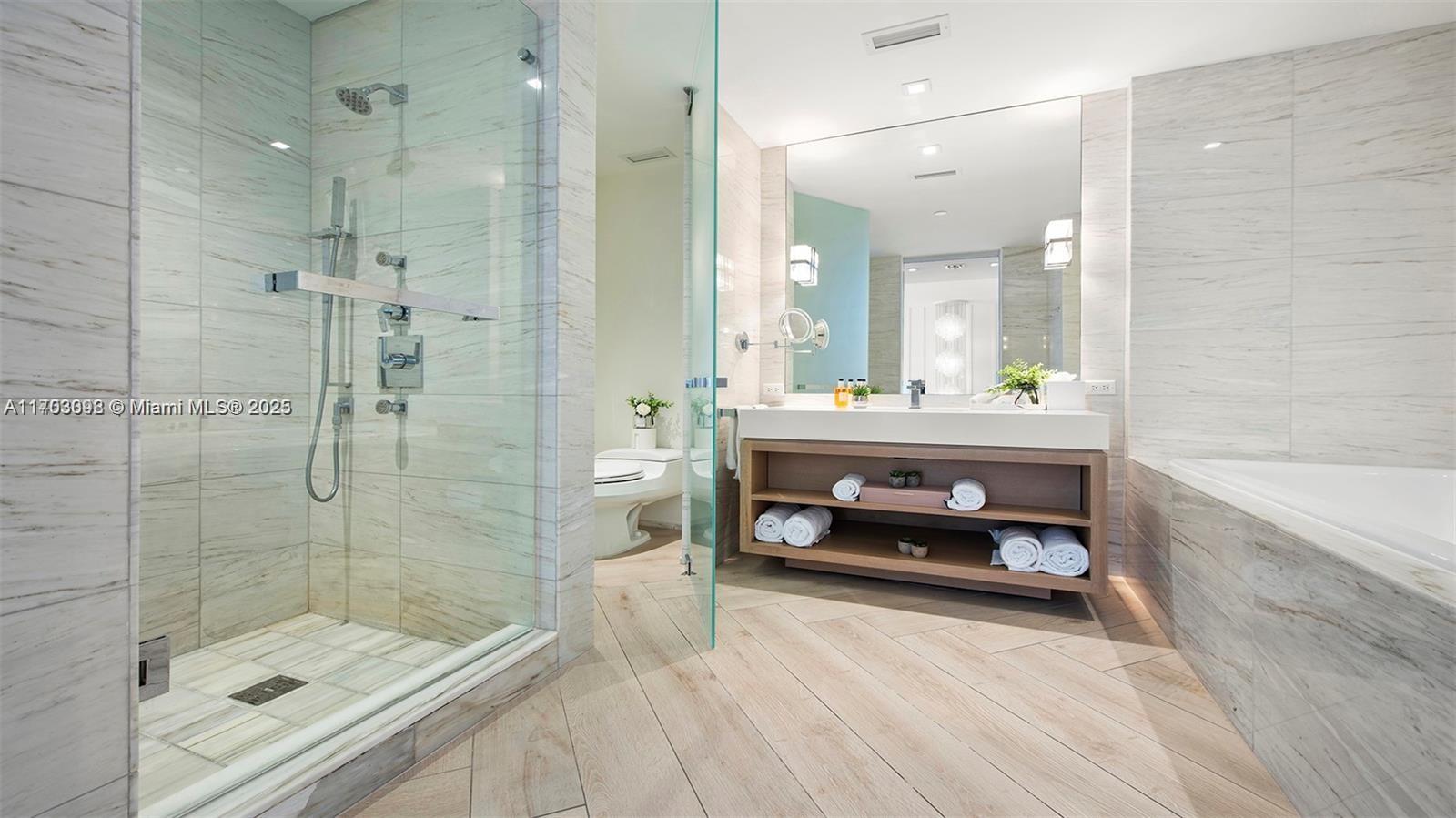 2201 COLLINS AVE CONDO - Residential