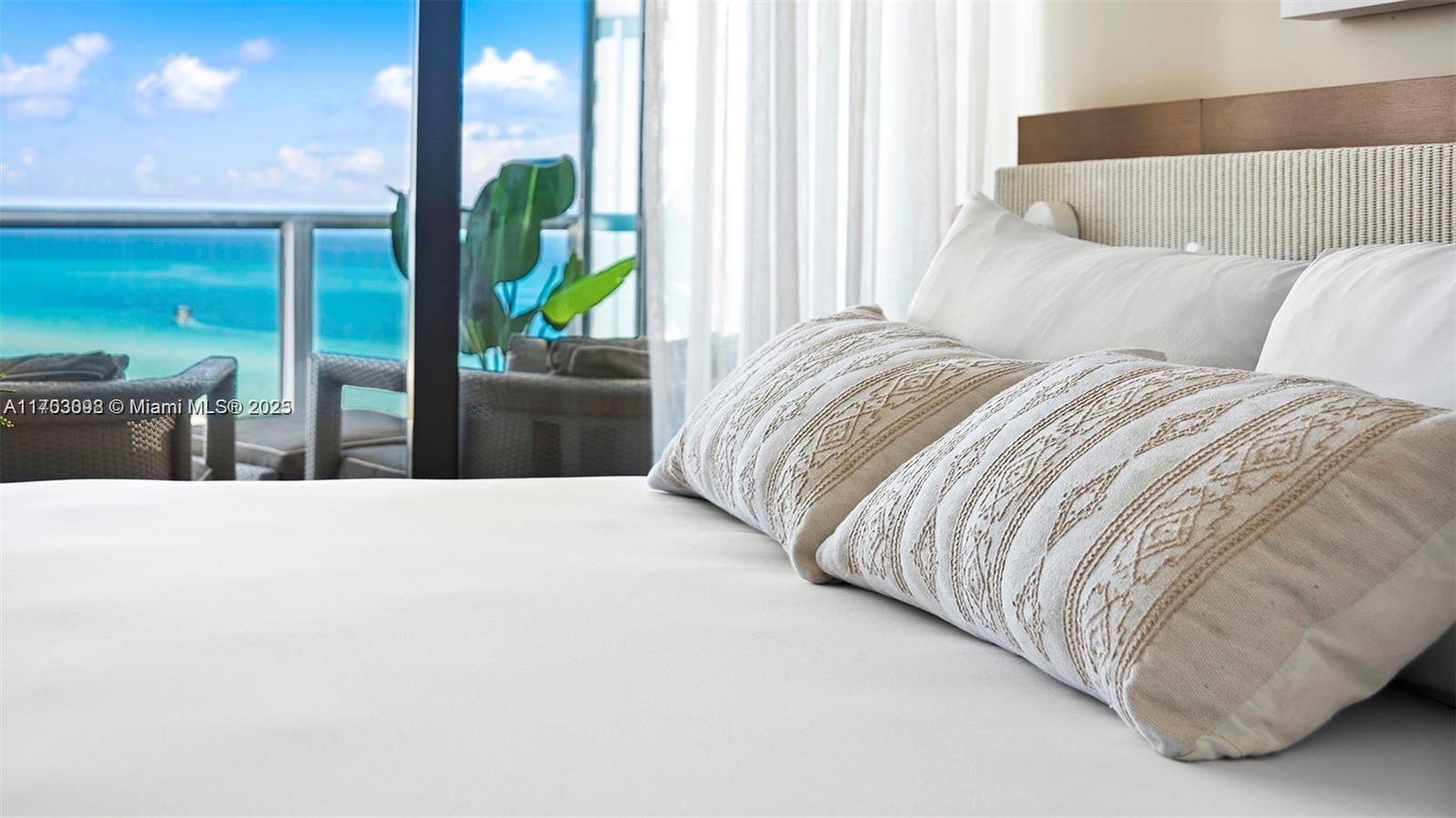 2201 COLLINS AVE CONDO - Residential