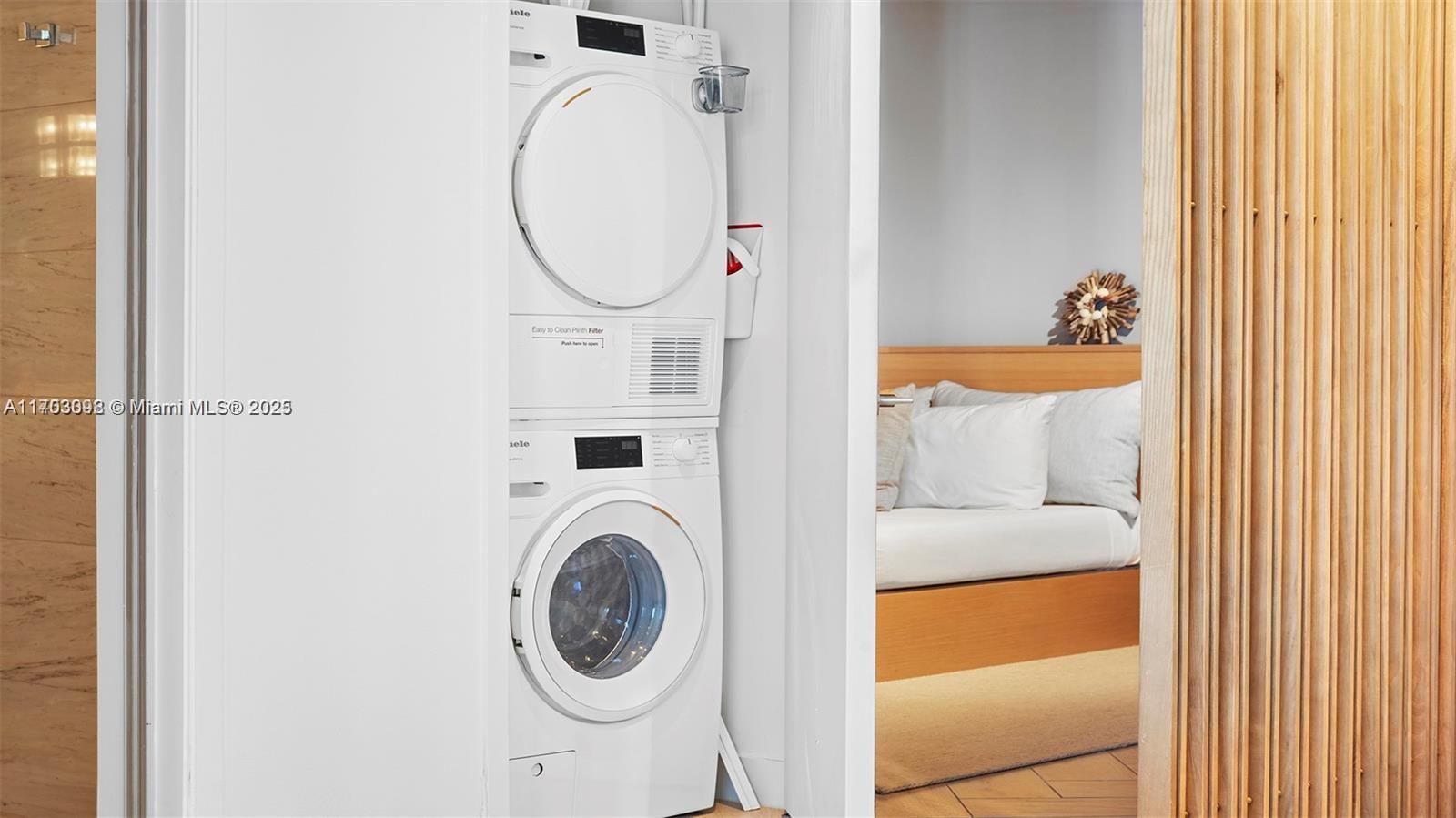 2201 COLLINS AVE CONDO - Residential