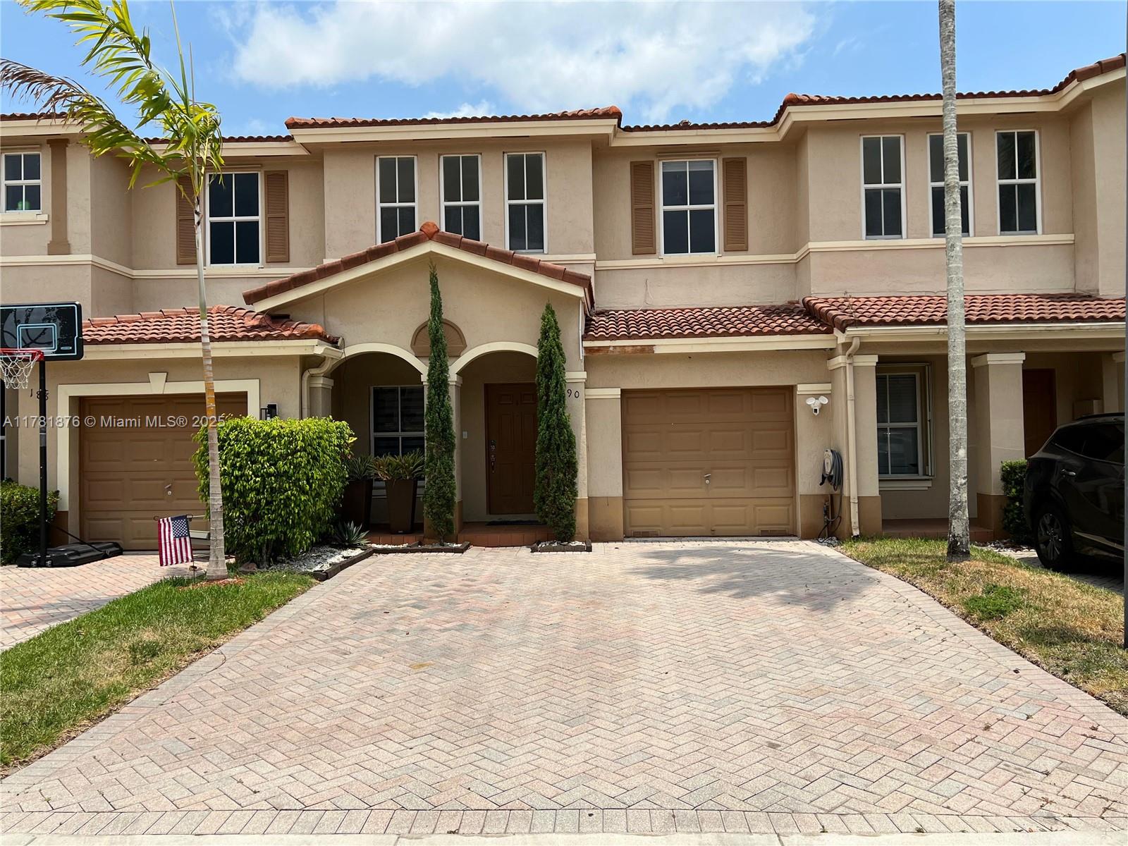 Rental Property at 190 Riverwalk Cir 190, Sunrise, Miami-Dade County, Florida - Bedrooms: 2 
Bathrooms: 3  - $2,900 MO.
