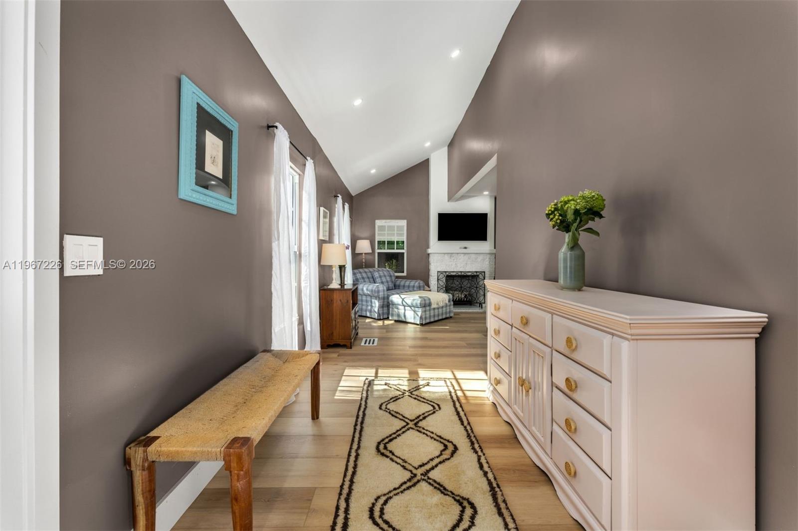 PARK MANOR - Residential