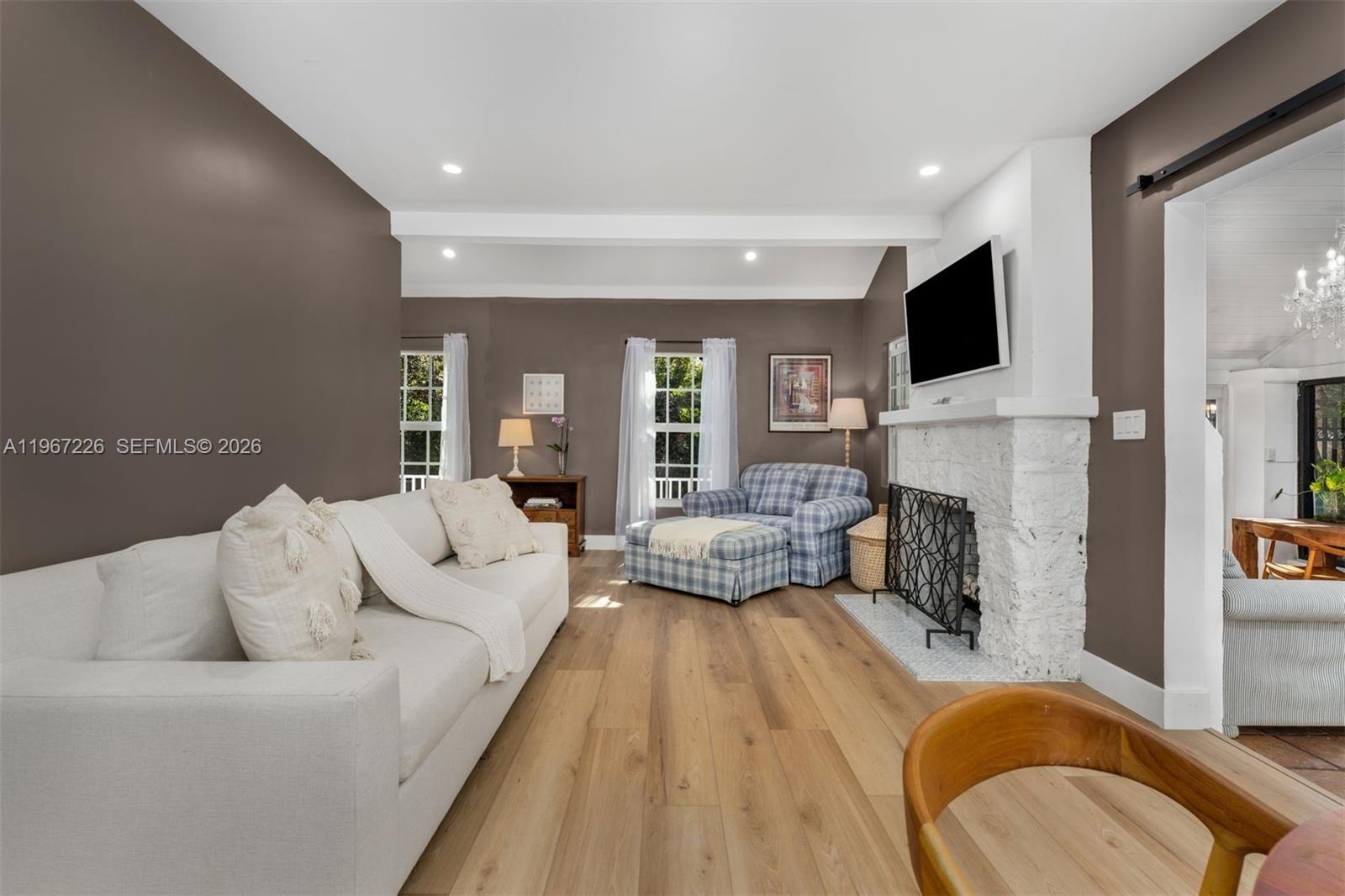 PARK MANOR - Residential