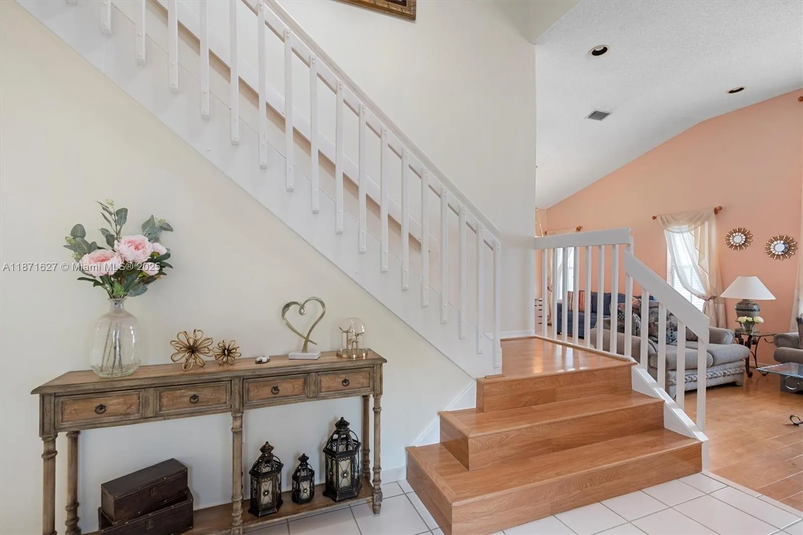 Miami, Florida 33186, United States, 4 Bedrooms Bedrooms, ,3 BathroomsBathrooms,Residential,Active,204585