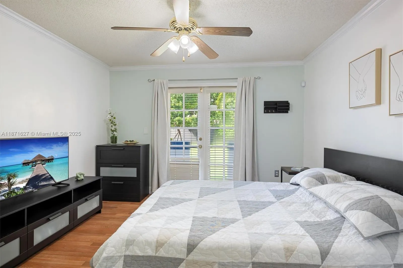 Miami, Florida 33186, United States, 4 Bedrooms Bedrooms, ,3 BathroomsBathrooms,Residential,Active,204585