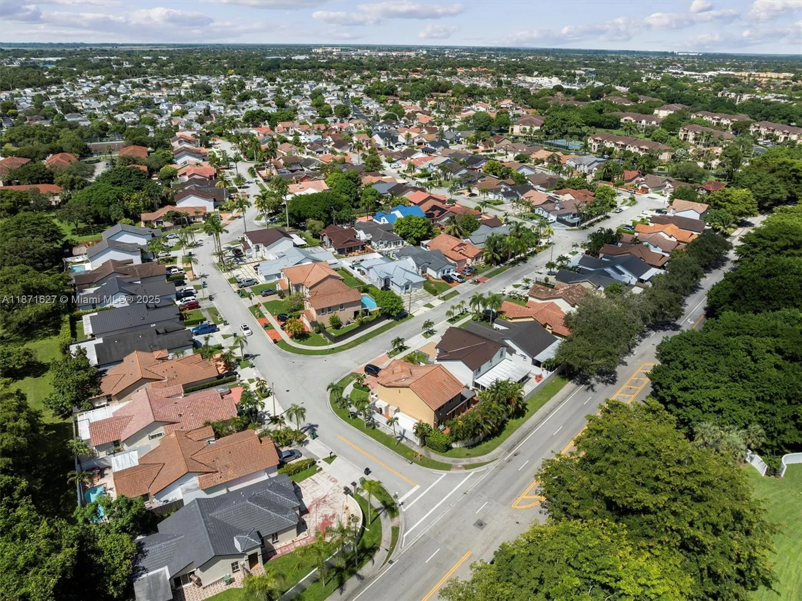 Miami, Florida 33186, United States, 4 Bedrooms Bedrooms, ,3 BathroomsBathrooms,Residential,Active,204585