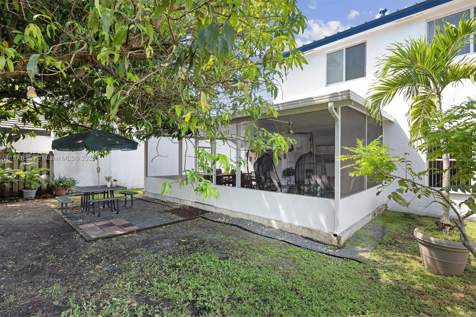 Miami, Florida 33186, United States, 4 Bedrooms Bedrooms, ,3 BathroomsBathrooms,Residential,Active,204585