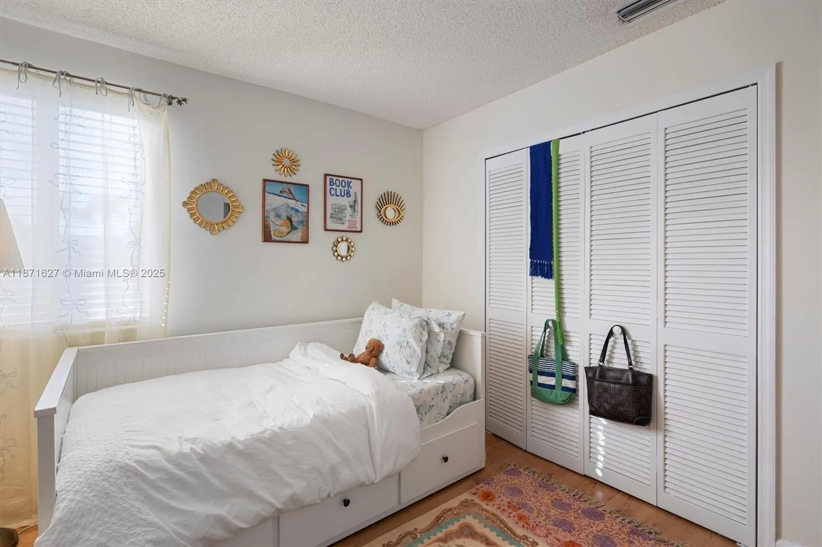 Miami, Florida 33186, United States, 4 Bedrooms Bedrooms, ,3 BathroomsBathrooms,Residential,Active,204585