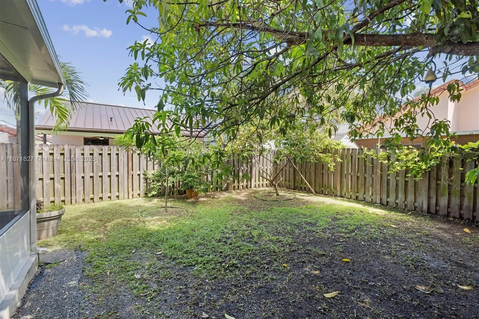 Miami, Florida 33186, United States, 4 Bedrooms Bedrooms, ,3 BathroomsBathrooms,Residential,Active,204585