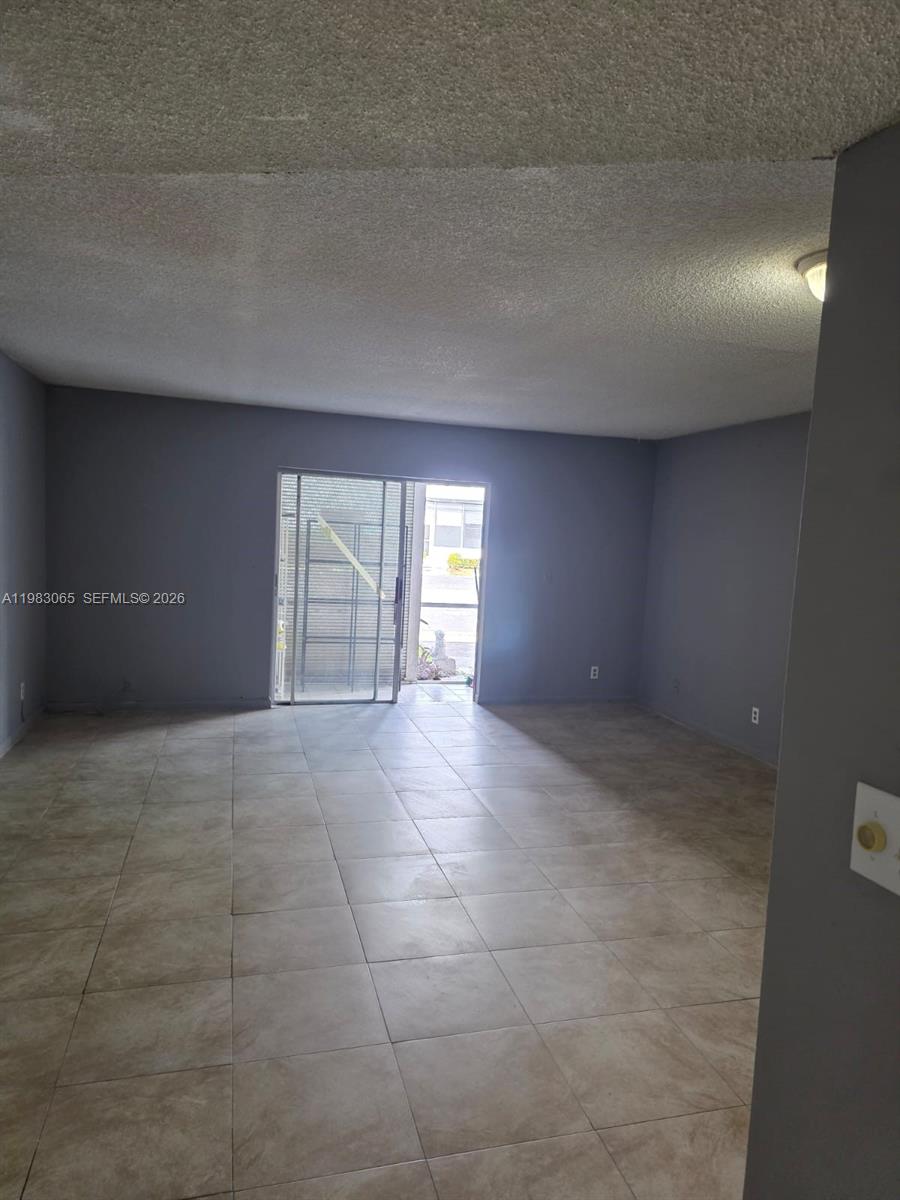 CASTLE APARTMENTS 17 COND - Residential Lease