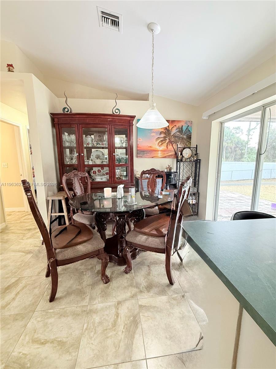 MIRROR LAKES - Residential