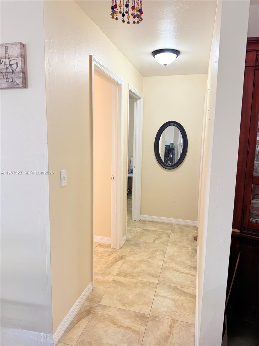 MIRROR LAKES - Residential