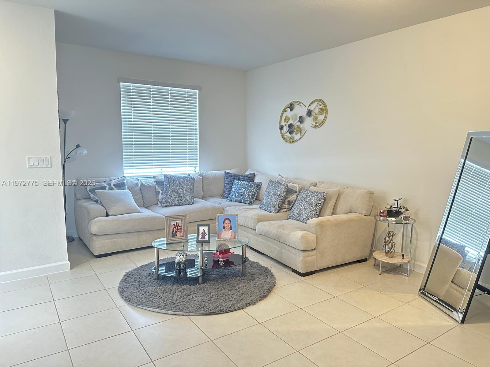 KENDALL ASSEMBLAGE SOUTH - Residential