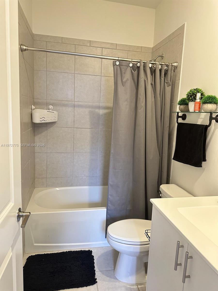 KENDALL ASSEMBLAGE SOUTH - Residential