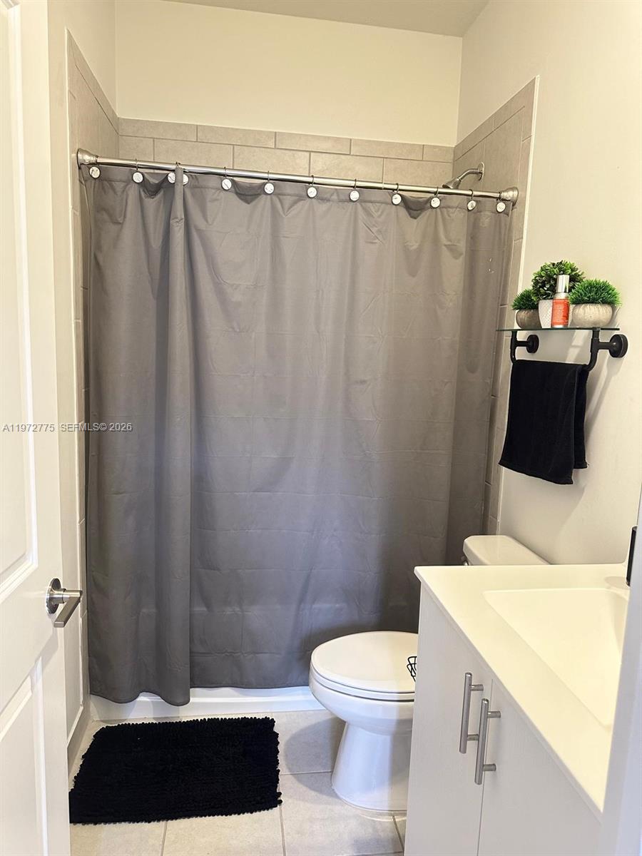 KENDALL ASSEMBLAGE SOUTH - Residential