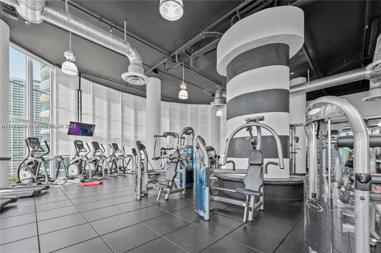 1800 CLUB CONDO - Residential