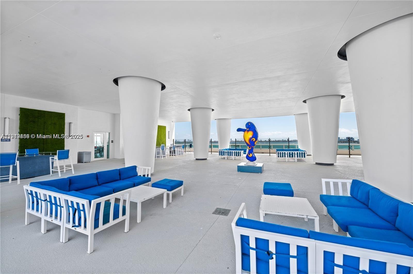 1800 CLUB CONDO - Residential