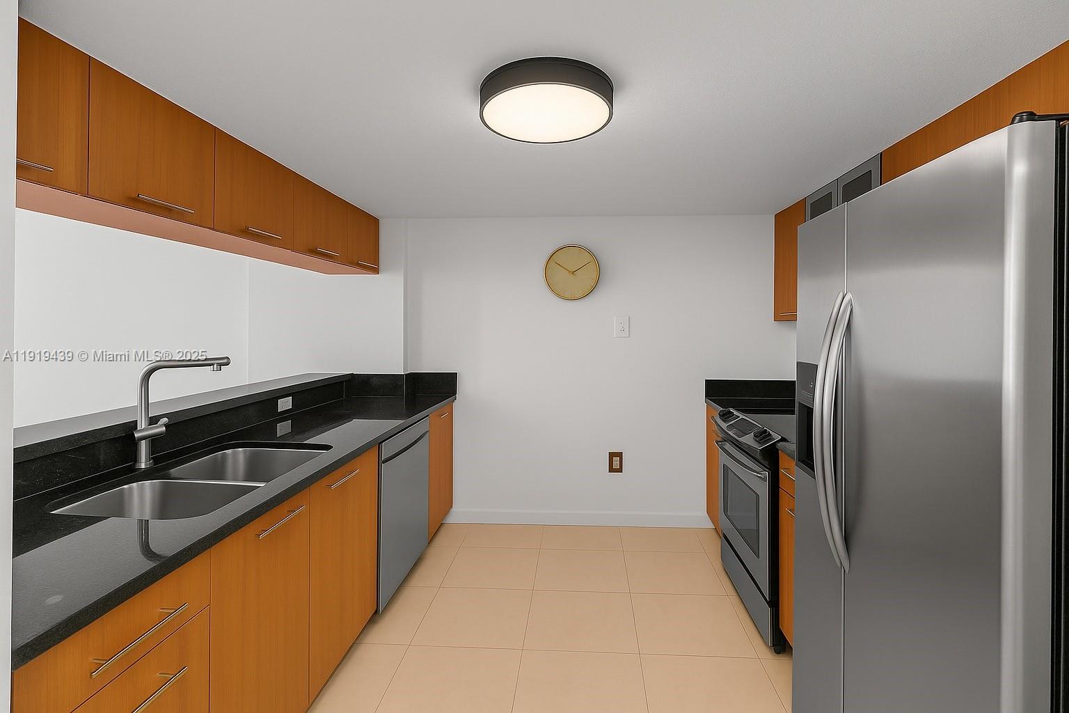 1800 N Bayshore Dr 3304