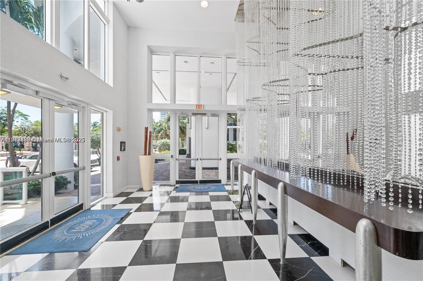 1800 CLUB CONDO - Residential