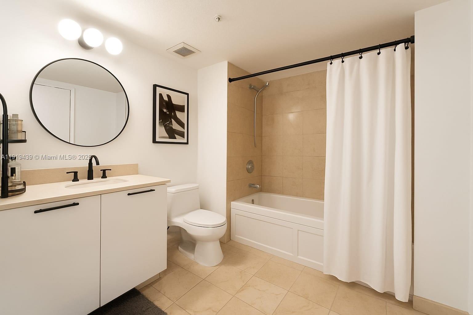 1800 CLUB CONDO - Residential