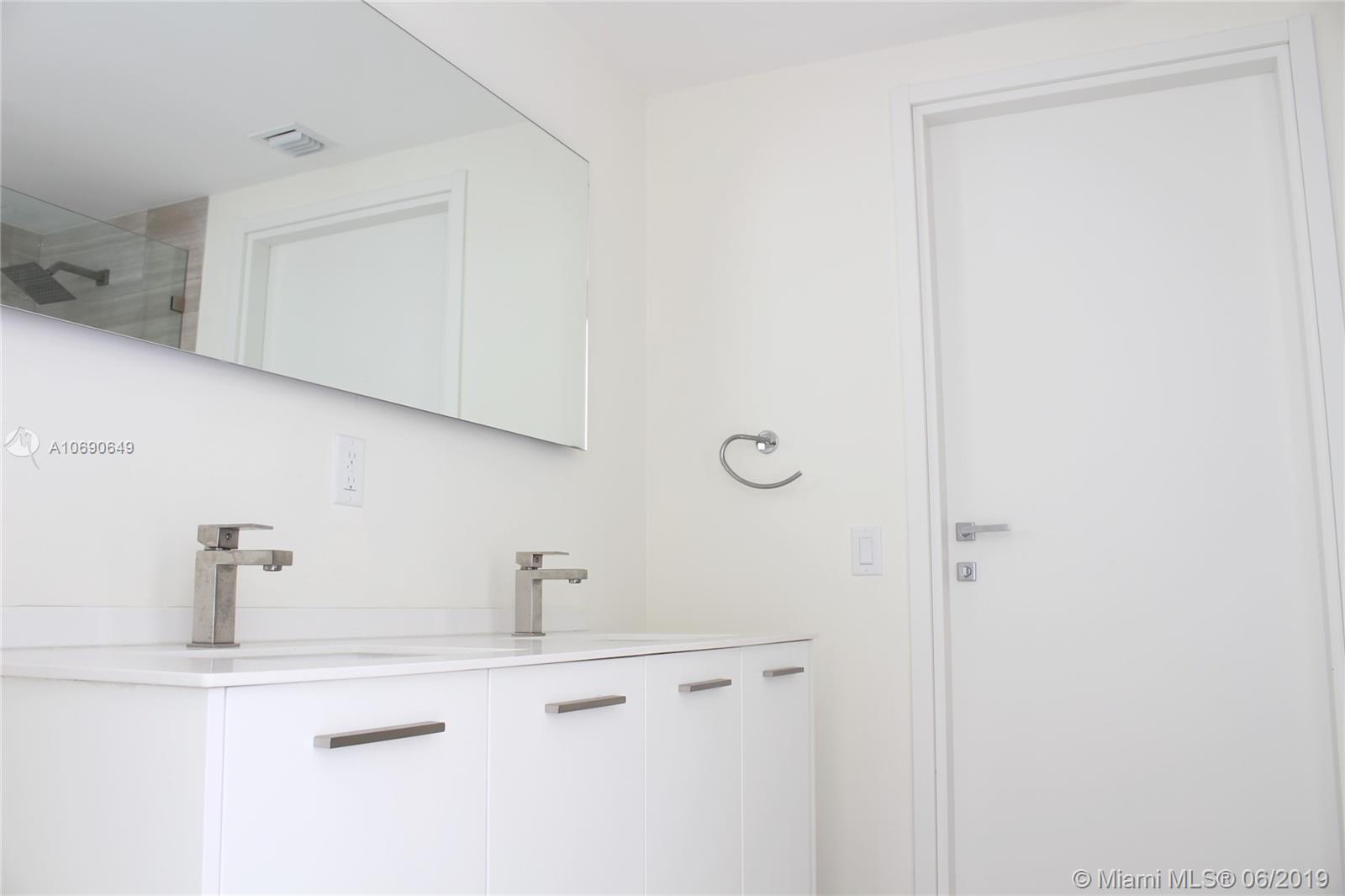 BRICKELLHOUSE - Residential Lease